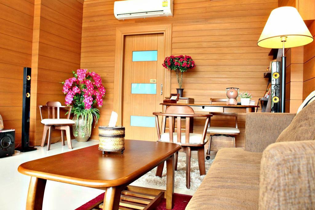 The Day Hotel Чонбури Номер фото