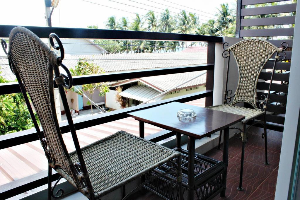 The Day Hotel Чонбури Номер фото