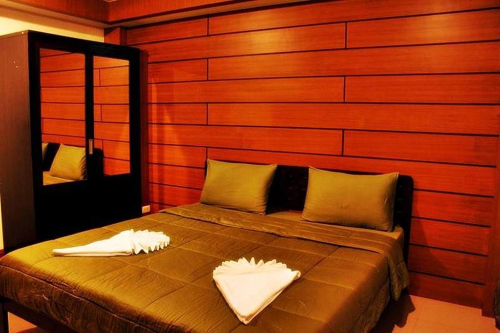 The Day Hotel Чонбури Экстерьер фото