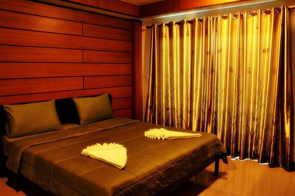 The Day Hotel Чонбури Номер фото