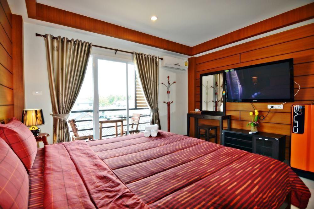 The Day Hotel Чонбури Экстерьер фото